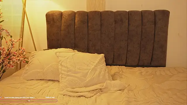 Snapshot of bunnycuteshy chatting on 09-10-25, 02:05 bunnycuteshy online show from 09-10-25, 02:05