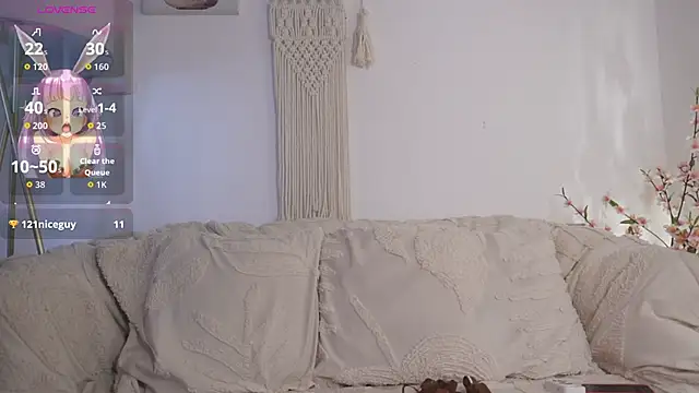 Snapshot of bunnycuteshy chatting on 12-20-25, 01:58 bunnycuteshy online show from 12-20-25, 01:58