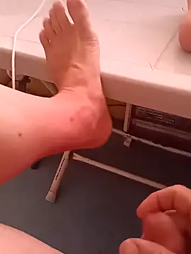 Snapshot of asil1710 chatting on 03-11-25, 12:28 asil1710 online show from 03-11-25, 12:28