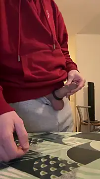 yann2392 online show from 12-23-25, 12:00