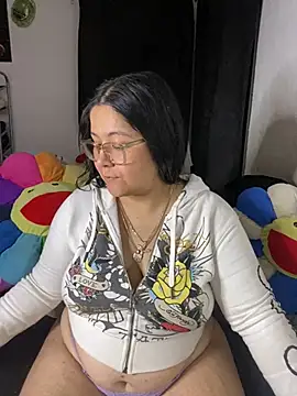 Snapshot of MsConejitaa chatting on 04-22-26, 12:34 MsConejitaa online show from 04-22-26, 12:34