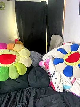 MsConejitaa online show from 12-01-25, 05:47