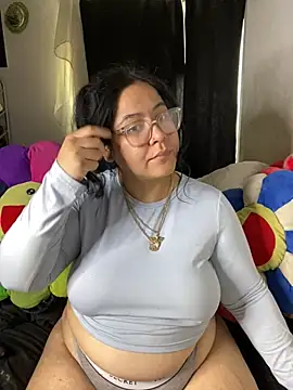 Snapshot of MsConejitaa chatting on 04-27-26, 04:27 MsConejitaa online show from 04-27-26, 04:27