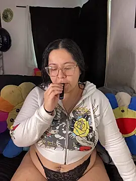 MsConejitaa online show from 11-24-25, 04:40