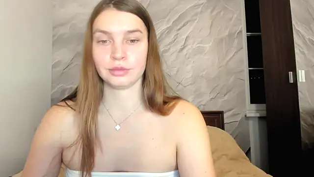 Snapshot of RubySkot chatting on 12-22-24, 10:25 RubySkot online show from 12-22-24, 10:25