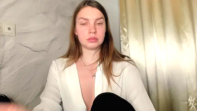 Snapshot of RubySkot chatting on 02-15-25, 10:00 RubySkot online show from 02-15-25, 10:00