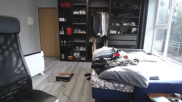 samricci21 online show from 12-22-25, 02:17