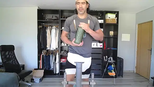 Snapshot of samricci21 chatting on 03-28-26, 09:10 samricci21 online show from 03-28-26, 09:10