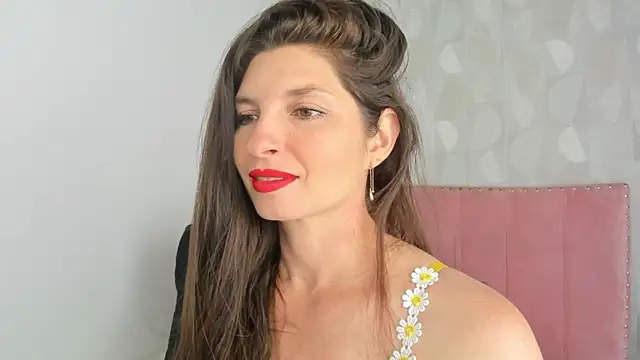 Azahara Amin  online show from 10-11-25, 02:40