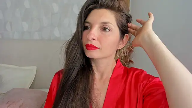 Azahara Amin  online show from 11-22-25, 03:22