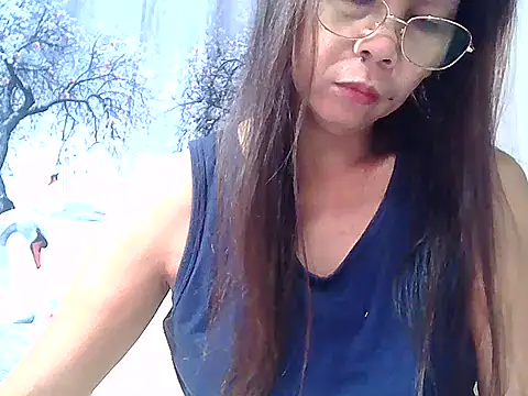 Snapshot of urwife_tobe chatting on 10-11-25, 07:37 urwife tobe online show from 10-11-25, 07:37