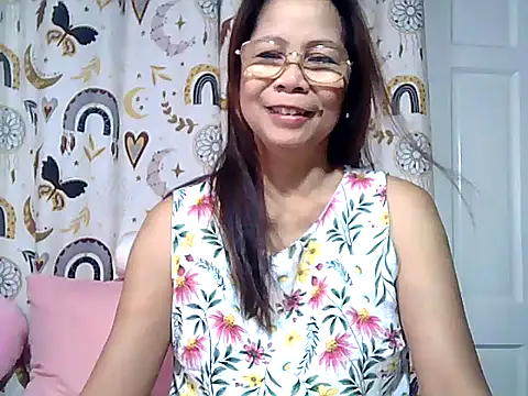 urwife tobe online show from 04-19-26, 09:17