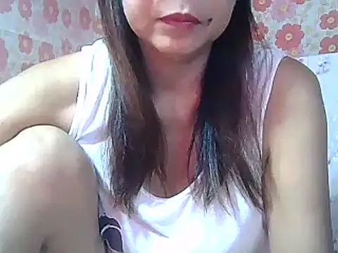 Snapshot of urwife_tobe chatting on 12-18-24, 01:34 urwife tobe online show from 12-18-24, 01:34