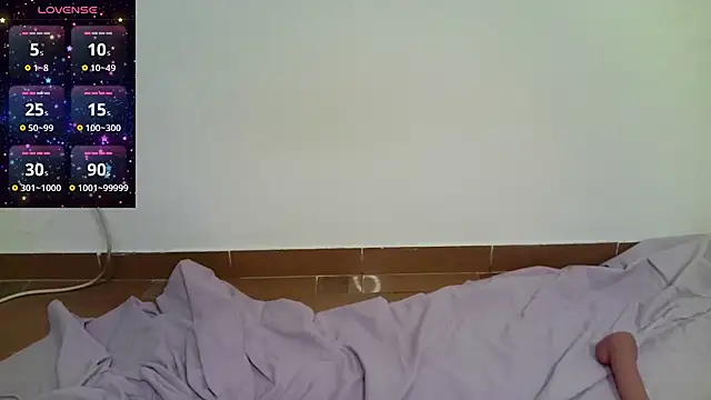 Snapshot of LoIngoioo chatting on 06-09-26, 02:40 LoIngoioo online show from 06-09-26, 02:40