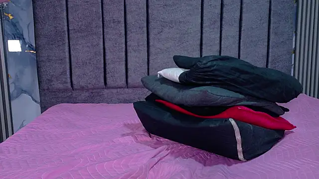 DANIK STAR online show from 10-25-25, 03:12