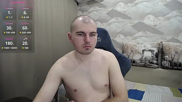 Snapshot of SerzhKorol1 chatting on 03-15-25, 08:04 SerzhKorol1 online show from 03-15-25, 08:04