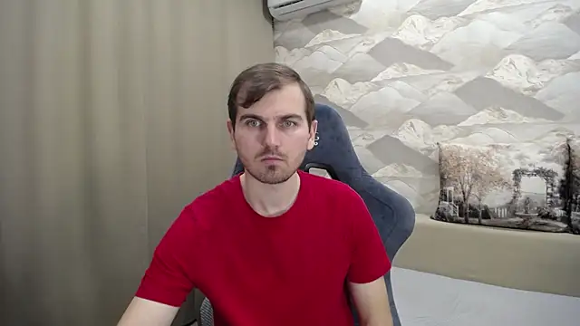 Snapshot of SerzhKorol1 chatting on 01-06-26, 08:40 SerzhKorol1 online show from 01-06-26, 08:40