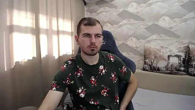 Snapshot of SerzhKorol1 chatting on 10-26-25, 06:25 SerzhKorol1 online show from 10-26-25, 06:25