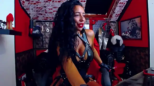 DommeBellatrix online show from 07-02-26, 06:08