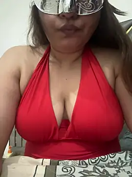 Snapshot of Rubinaxxx chatting on 07-22-26, 07:21 Rubinaxxx online show from 07-22-26, 07:21