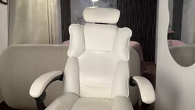 baby natalie online show from 07-15-26, 06:53