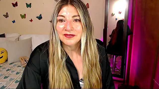 Jolie-Mature online show from 01-14-26, 11:41