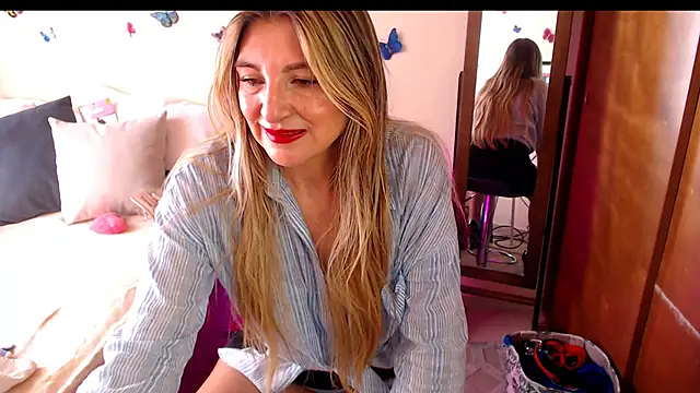 Jolie-Mature online show from 07-23-26, 07:21