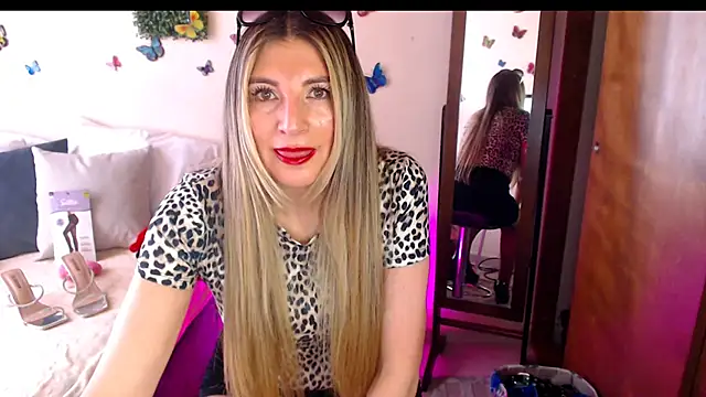 Jolie-Mature online show from 07-21-26, 08:54