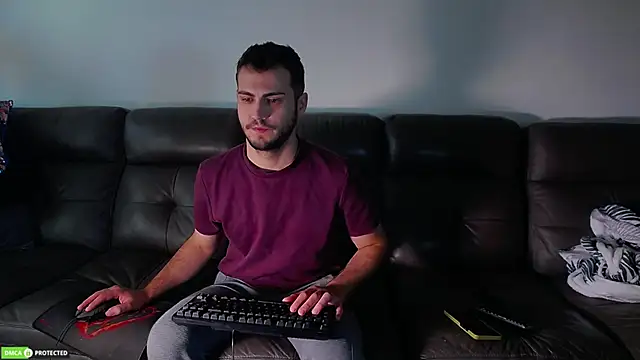 CrazyDom1 online show from 10-25-25, 01:01