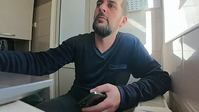 Snapshot of TigerOne19 chatting on 01-15-25, 09:56 TigerOne19 online show from 01-15-25, 09:56