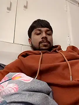  IRRESISTIBLE  online show from 11-01-25, 08:03