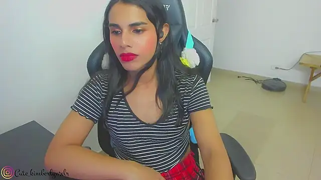 Kim Wexler online show from 02-07-25, 04:37