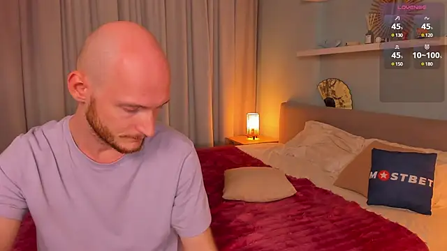 Snapshot of Liv_coy chatting on 01-31-25, 01:23 Liv coy online show from 01-31-25, 01:23