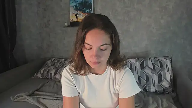 Snapshot of KristinaLoison chatting on 10-05-25, 01:13 KristinaLoison online show from 10-05-25, 01:13