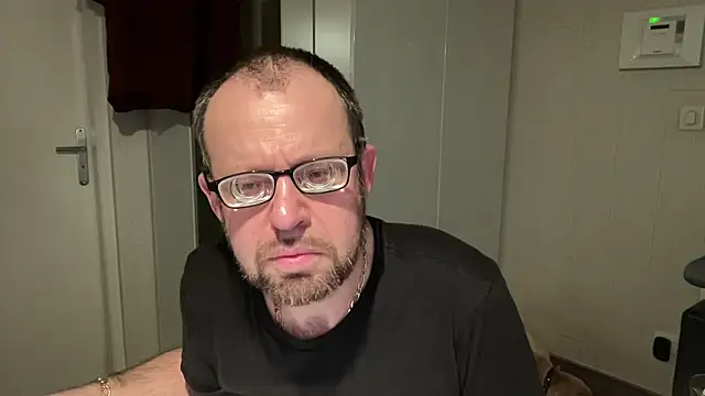 FABIOGLASSES online show from 02-15-26, 11:58