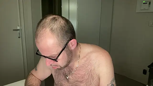 FABIOGLASSES online show from 10-11-25, 08:32