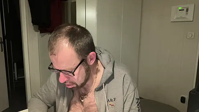 FABIOGLASSES online show from 03-20-26, 12:33