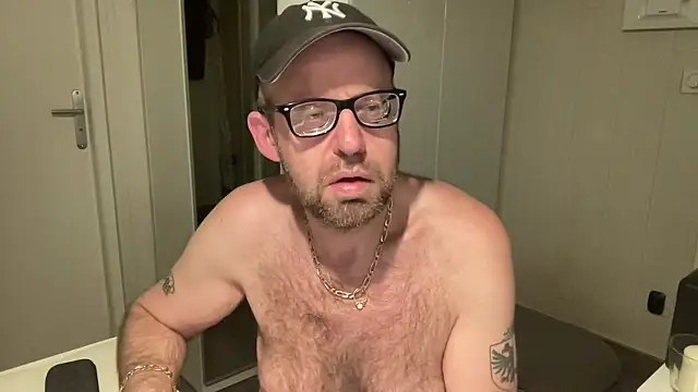 FABIOGLASSES online show from 09-21-25, 10:26