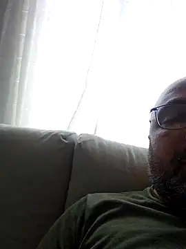 Snapshot of bigloada chatting on 07-24-26, 05:47 bigloada online show from 07-24-26, 05:47