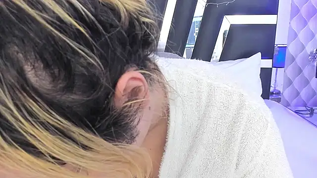 Snapshot of katya_kozlov chatting on 03-17-25, 09:44 katya kozlov online show from 03-17-25, 09:44