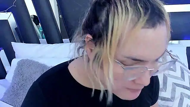 Snapshot of katya_kozlov chatting on 02-25-25, 04:46 katya kozlov online show from 02-25-25, 04:46