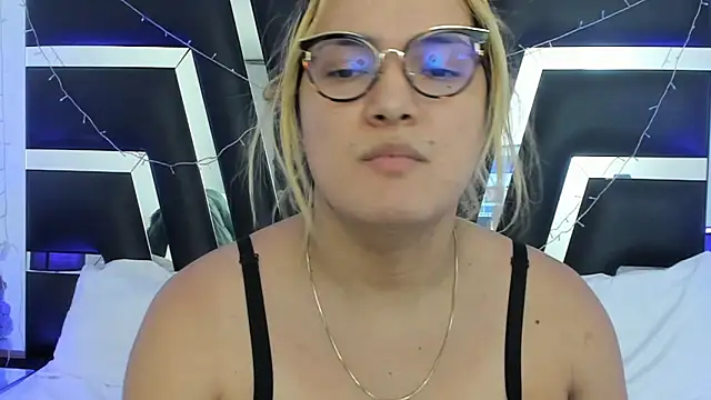 Snapshot of katya_kozlov chatting on 03-04-26, 04:09 katya kozlov online show from 03-04-26, 04:09