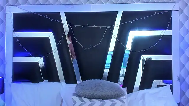 Snapshot of katya_kozlov chatting on 09-20-25, 05:34 katya kozlov online show from 09-20-25, 05:34