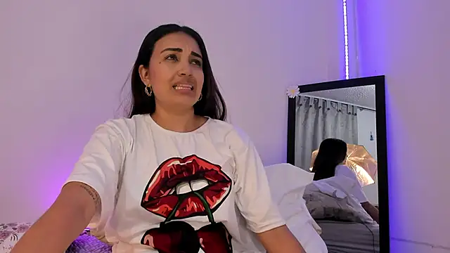 aisha es online show from 01-29-25, 10:22