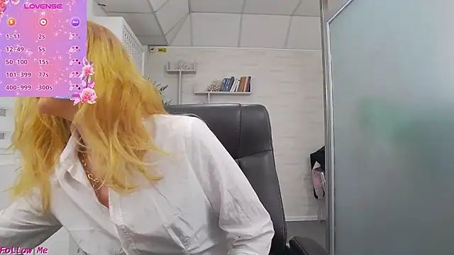 EllaMilf  online show from 03-13-26, 02:22