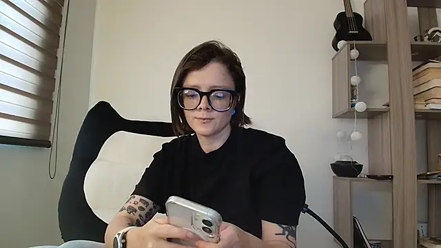 Arya starrk online show from 02-18-26, 02:24