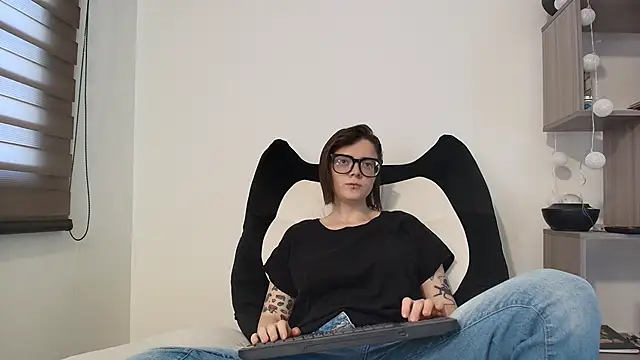 Arya starrk online show from 03-13-26, 02:22