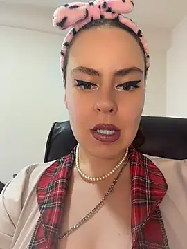 Stoned-baby69 online show from 06-26-26, 11:49