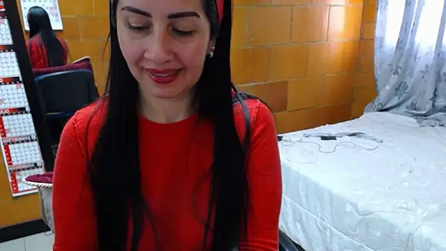 Snapshot of charlote_temple chatting on 07-02-26, 01:28 charlote temple online show from 07-02-26, 01:28