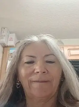 Snapshot of EvaRobinson chatting on 09-19-25, 05:28 EvaRobinson online show from 09-19-25, 05:28